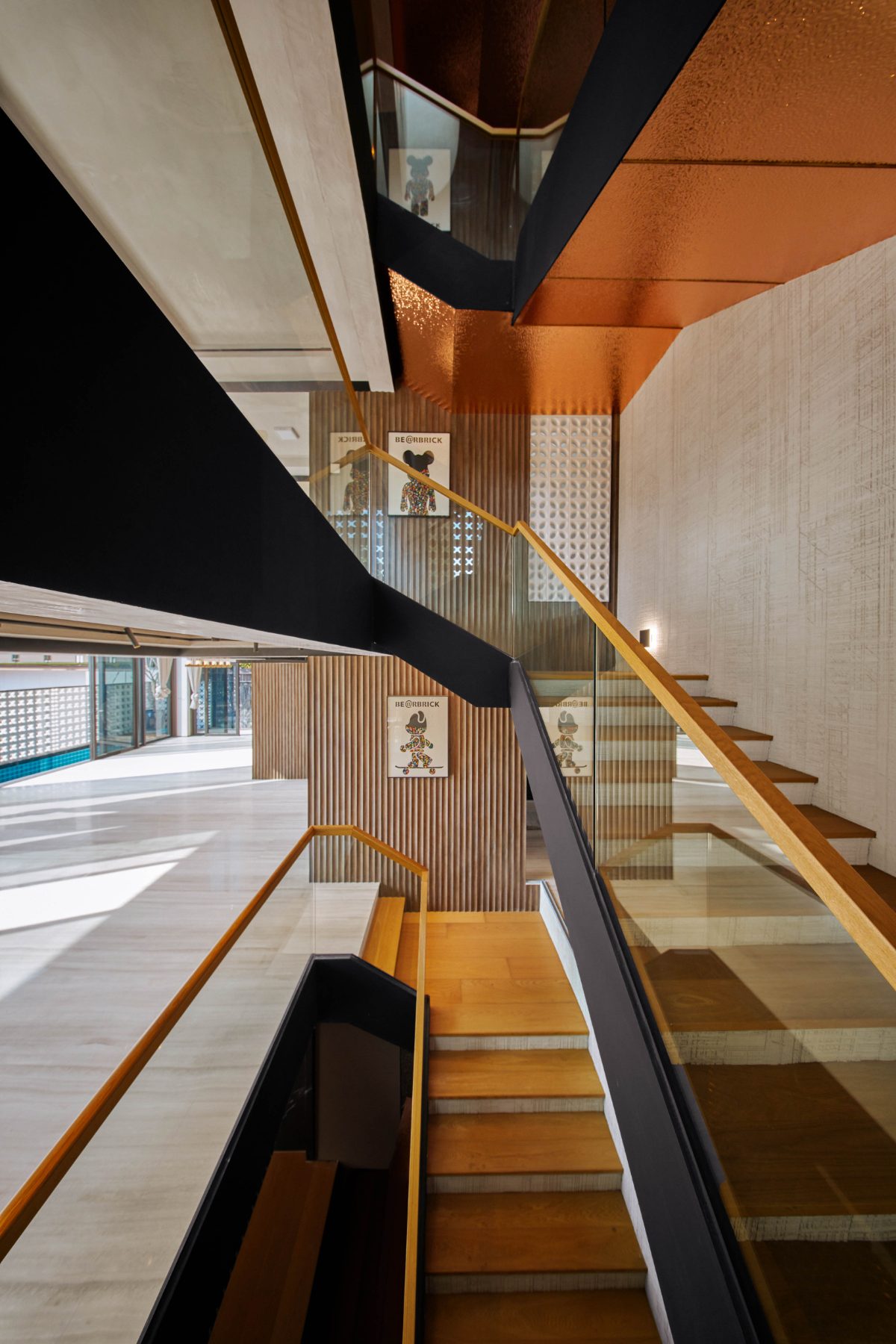 52 Carrisbrooke Grove — Staircase detail